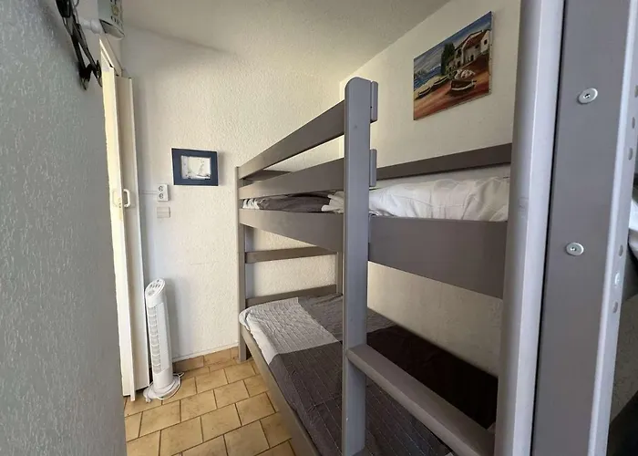 Avec Parking, Lave-linge, Lave-vaisselle, Proche Et Commerces - Fr-1-702-17 *